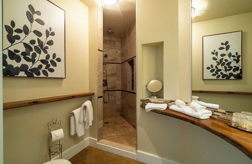 Bromont Bed & Breakfast | Auberge Nuits St-Georges