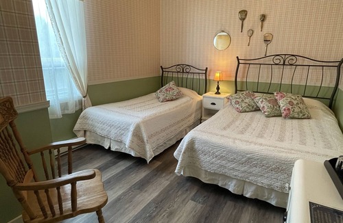 Hebertville Hotel | Auberge Presbytere Mont Lac-Vert