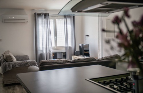 La Garde House | Auberge Sainte Marguerite