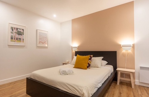 Downtown Montreal Hostel | Auberge Saintlo Montréal - Hostel