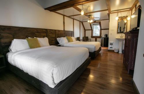 Sainte-Anne-des-Monts Hotel | Auberge Seigneurie des Monts