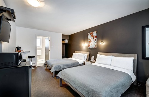 Cote-Des-Neiges—Notre-Dame-De-Grace Hotel | Auberge St. Jacques