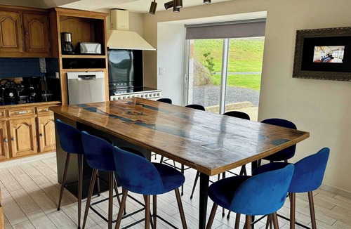 Sainte-Pience House | Auberge St Vincent 35 Pers 2 maisons et cabanes