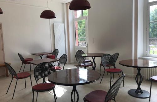 Guingamp Hotel | Auberge Ti'gousket