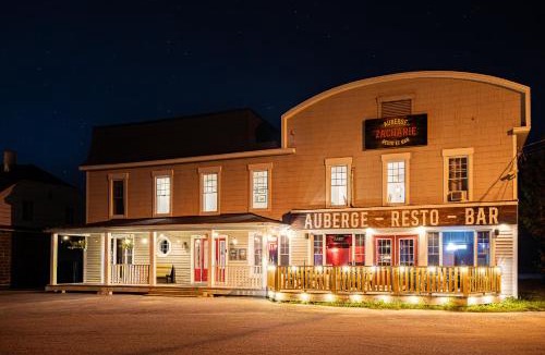 Riviere-a-Pierre Bed & Breakfast | Auberge Zacharie