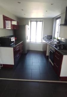 Aubigny-sur-Nere Apartment | AUBIGNY appartement centre ville 1e étage