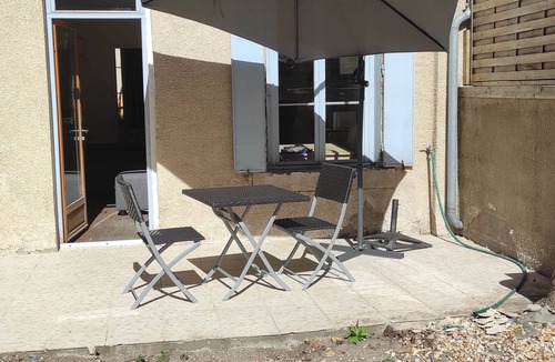 Aubigny-sur-Nere Apartment | Aubigny sur Nere Centre