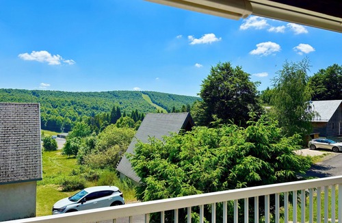 Prades-d'Aubrac House | Aubrac through the seasons