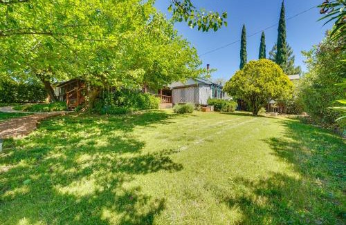 North Auburn House | Auburn Cottage w/Patios & Garden - 3 Mi to Town!