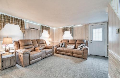 Town of Owasco House | Auburn Finger Lakes Farmhouse w/Open Views!