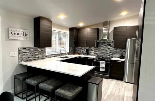 Lakeland North House | Auburn's Cozy Haven