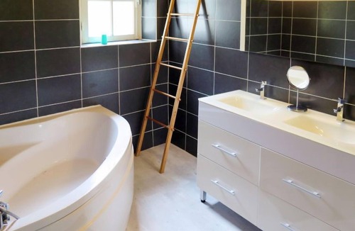 Nassiet House | Aucéloun by Interhome