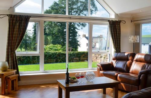 Torthorwald House | Auchen Ladder