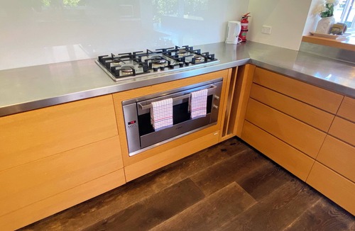 Grafton Villa | Auckland City Oasis + Pool