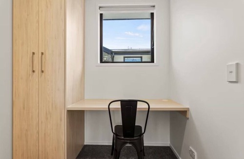 Te Atatu Peninsula House | Auckland Peninsula Stunner