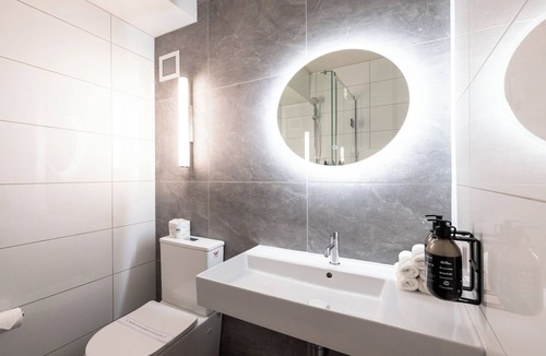 Parnell Hotel | Auckland Rose Park Hotel