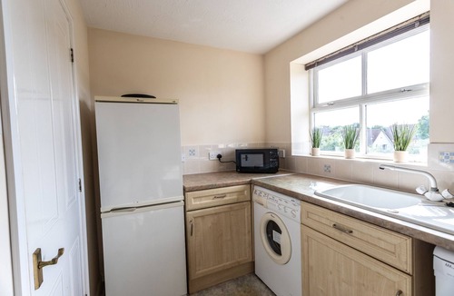 Swindon Apartment | August Discount - Long Stay - Contractors