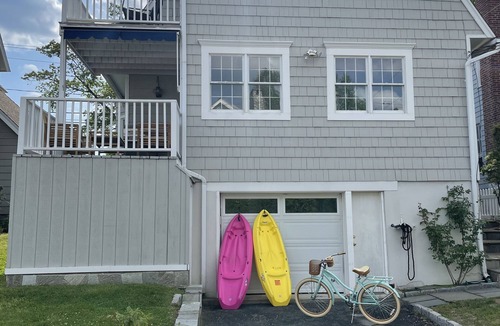 Rowayton House | August Rental! - Rowayton house steps away from private beach