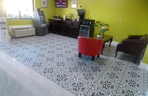 National Hills Hotel | Augusta Best Inn