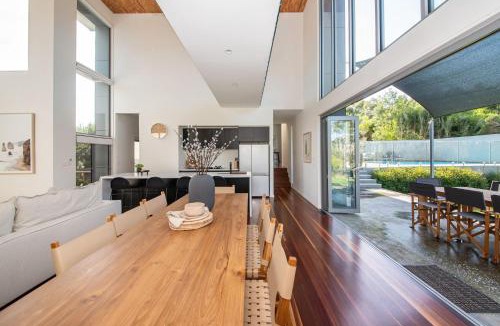 Mount Martha House | Augusta Private Acre Escape in Mount Martha with pool