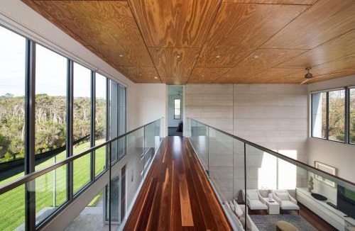 Mount Martha House | Augusta Private Acre Escape in Mount Martha with pool