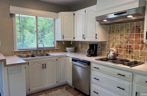 Meredith House | Augusta Woods - In-ground pool, peaceful setting, tasteful décor