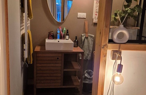 Ecuires Bed & Breakfast | Augustus and Simon's grove