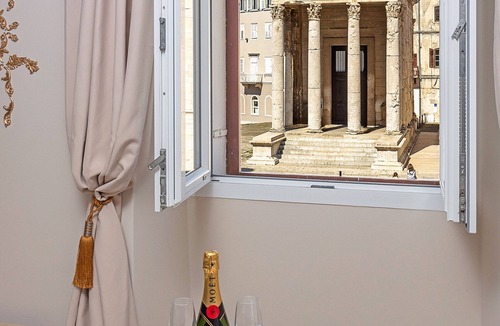 Pula Apartment | Augustus Forum View