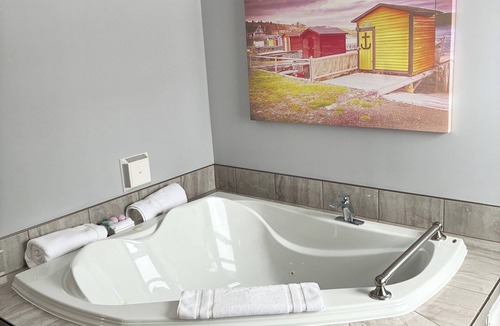 Rocky Harbour Hotel | Augustus Jane Inn