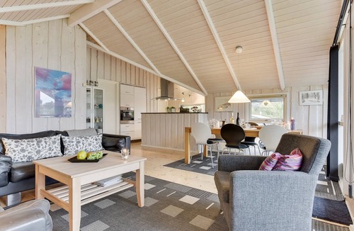 Mommark Strand House | "Aulis" - 230m from the sea by Interhome