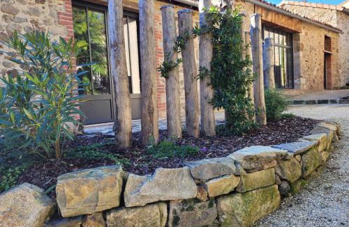 Pouzauges Bed & Breakfast | Aumônerie du Prieuré