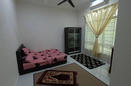 Kampung Serdang Baru Apartment | Auni Homestay