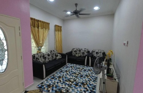 Kampung Serdang Baru Apartment | Auni Homestay
