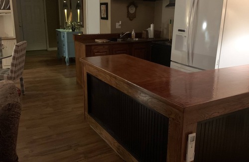 Mountain View Apartment | Aunt Minnie's Peabody Flat near Mountain View's Historic Courthouse Square