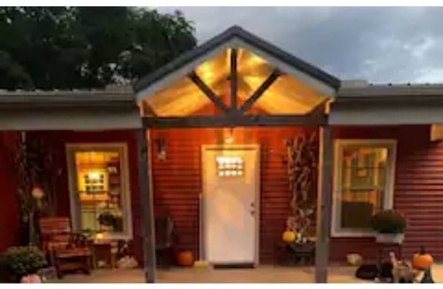Etoile House | Aunt Sharon’s Bungalow