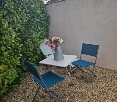 Lauris Bed & Breakfast | AUPETIT BONHEUR