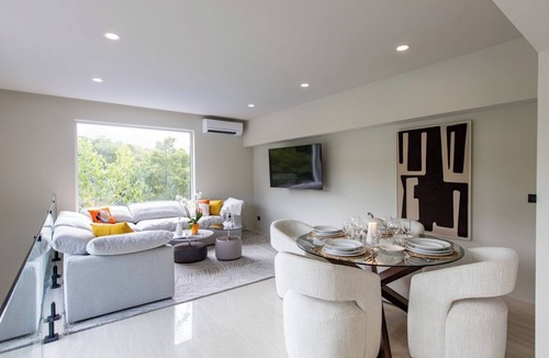 Bellevue Hotel | Aura | 2B Duplex Private Pool, Kit, concierge (R1)