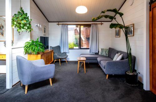 Lynmore House | Aura @ Home