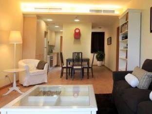 L'Hospitalet de Llobregat Apartment | Aura Park Aparthotel Fira Barcelona