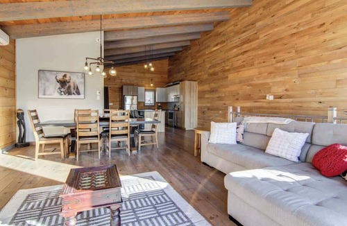 Saint-David-de-Falardeau House | Aura | Tavata Chalets | Valinouët