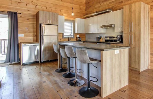 Saint-David-de-Falardeau House | Aura | Tavata Chalets | Valinouët