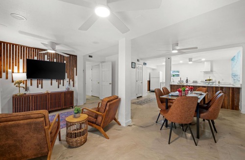Matlacha Apartment | Aurora Breeze Estate