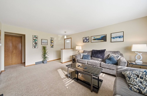 Aurora House | Aurora FHS Rental - Johnston Dr 2 bedrooms