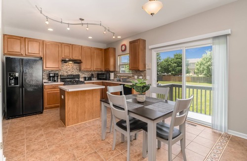Fox Valley House | Aurora FHS Rental - Shiloh
