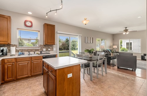 Fox Valley House | Aurora FHS Rental - Shiloh