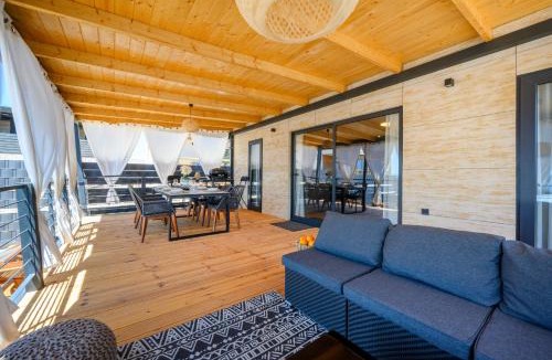 Drage Villa | Aurora - luxury mobile house with sundeck