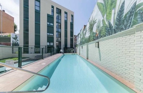 Carabanchel Apartment | Aurora Stays by Charming VIII, Apartment for 4 with free parking