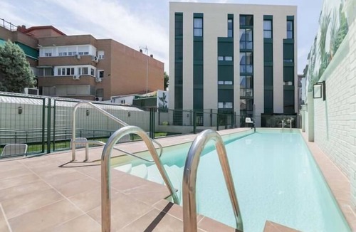 Carabanchel Apartment | Aurora Stays by Charming VIII, Apartment for 4 with free parking