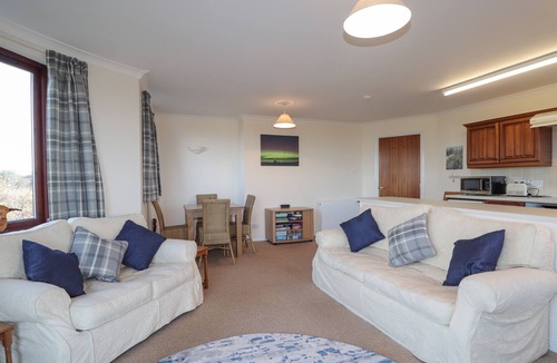 Findhorn Cottage | Aurora View