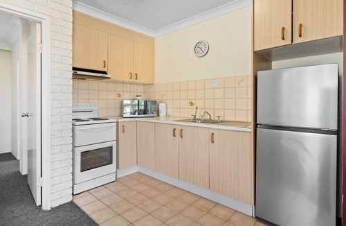 Burleigh Heads Apartment | Aussie Resort